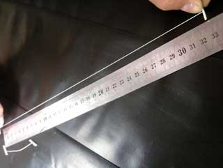 Резинка для крепления ленты на квартальном календаре.